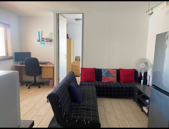 1 BEDROOM APARTMENT FOR SALE IN CLAREMONT